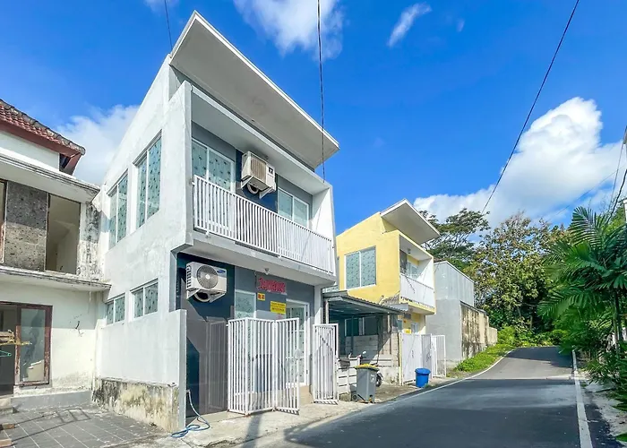 Reddoorz Near Politeknik Pariwisata Bali فندق